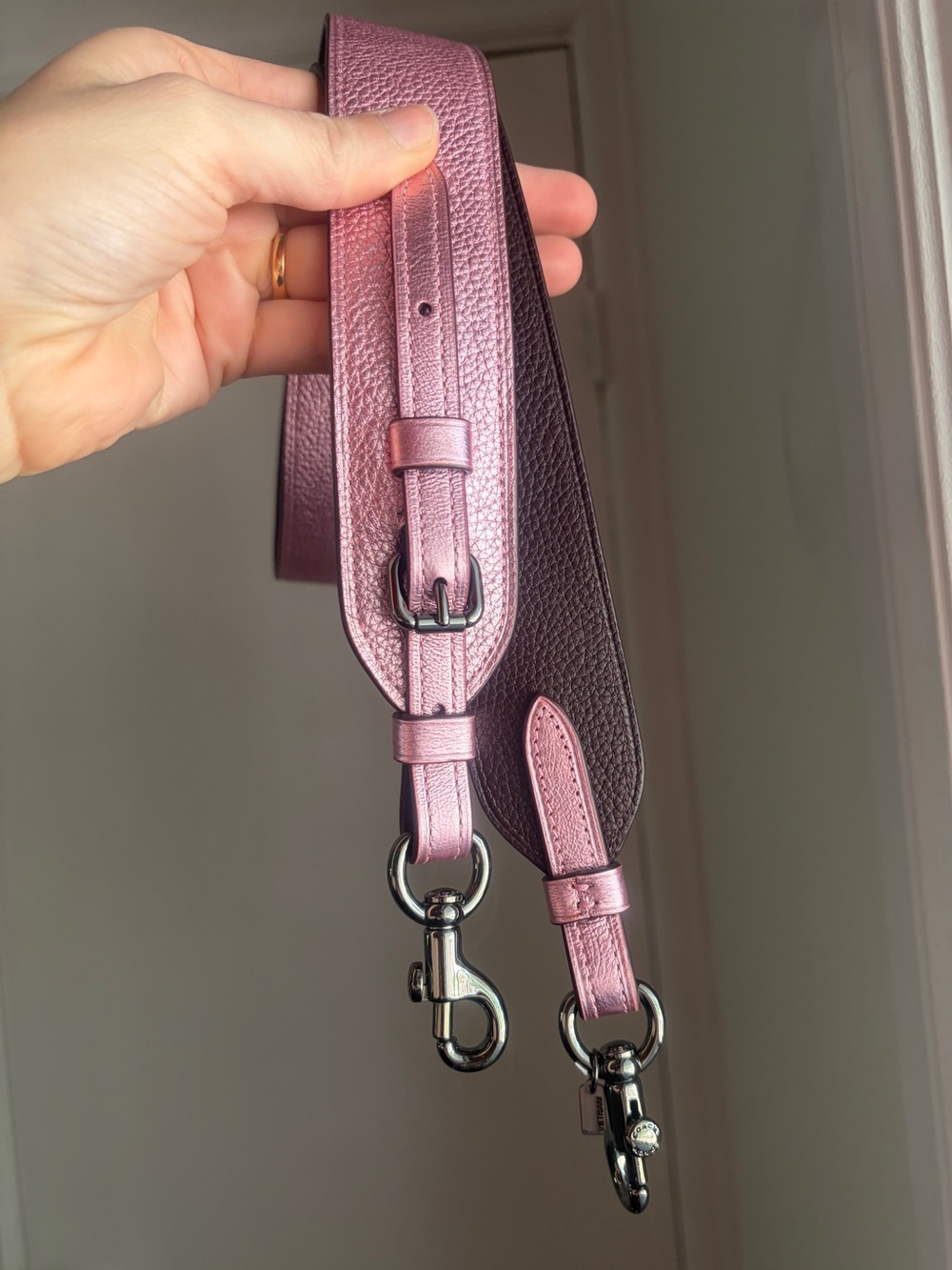 Coach Pink Leather Bag Strap - Metallic & Textured